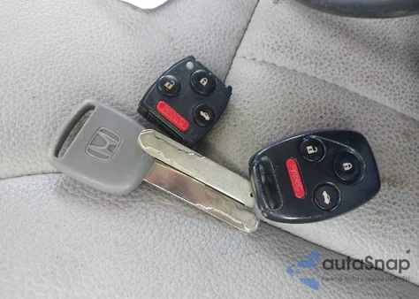 2011 Honda Accord 2.4 Lx из США, поврежденный, VIN 1HGCP2F37BA120608